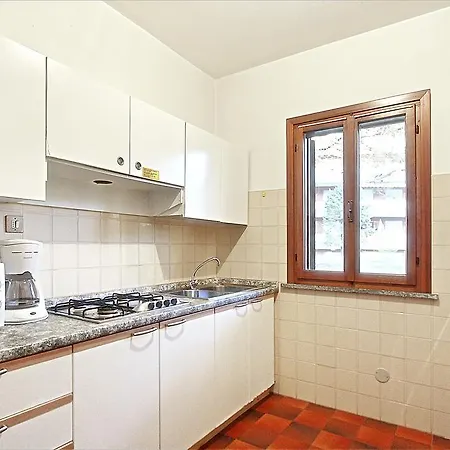 Apartment White *
